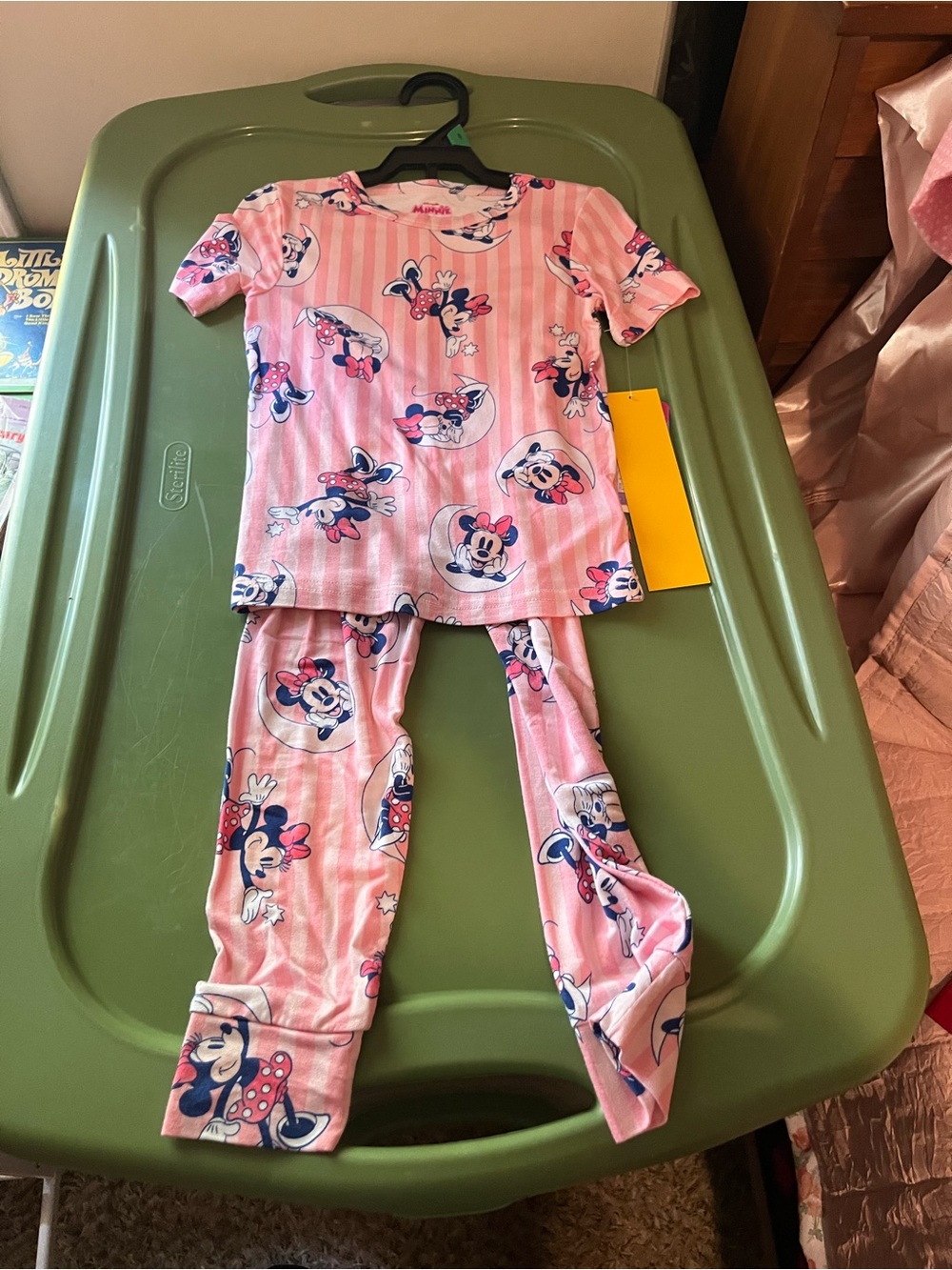 Disney Pink Minnie Mouse Short Sleeve Pajama Set